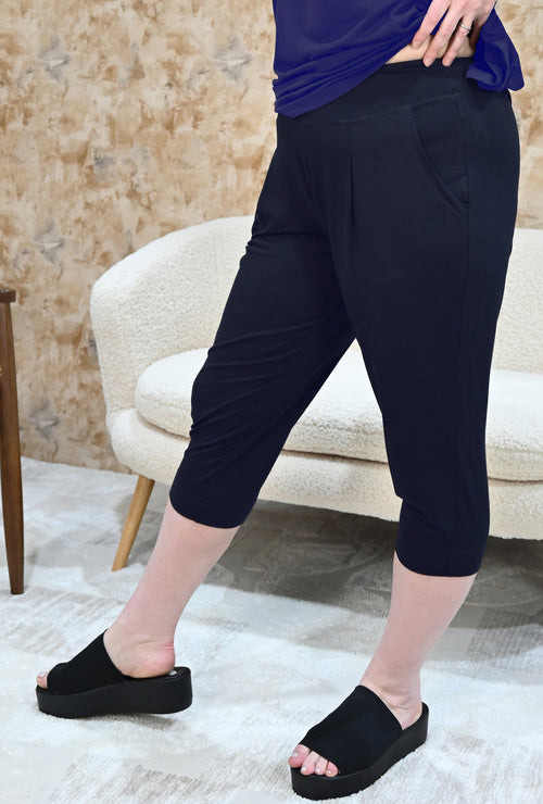 Chill Capri - Navy Bamboo