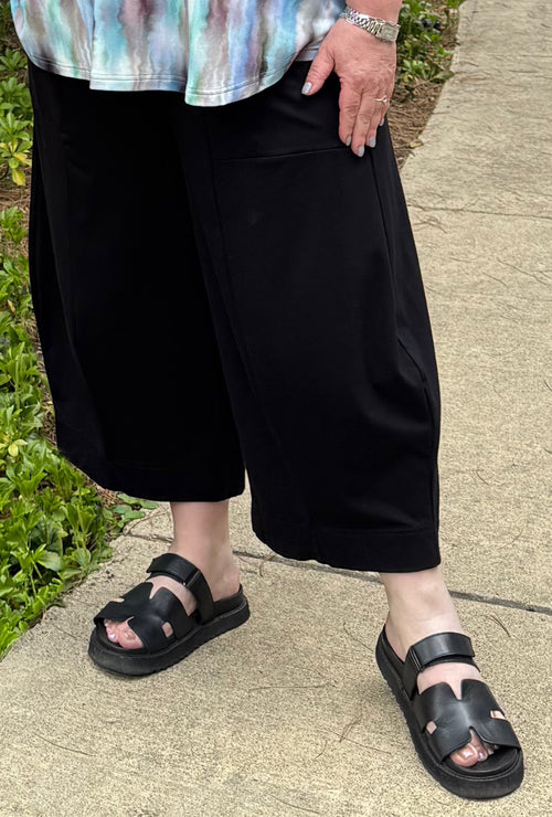 Angle Crop Pant - Black Bamboo