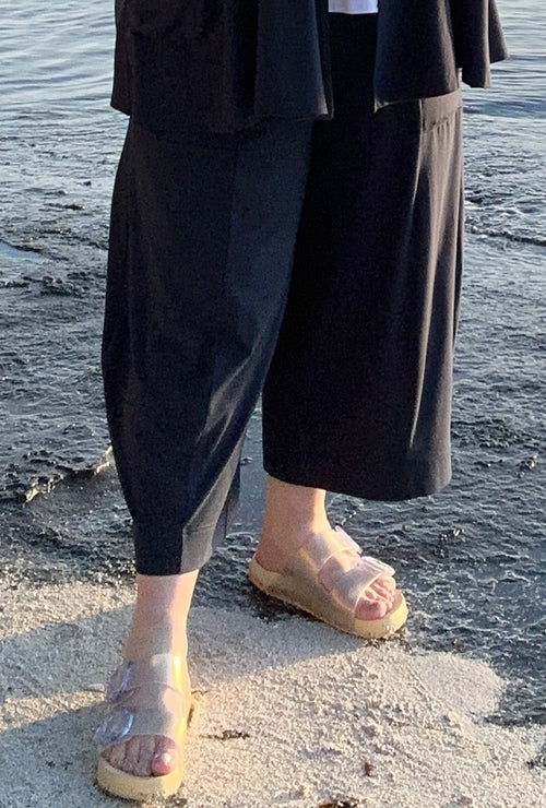 Angle Crop Pant - Navy Bamboo