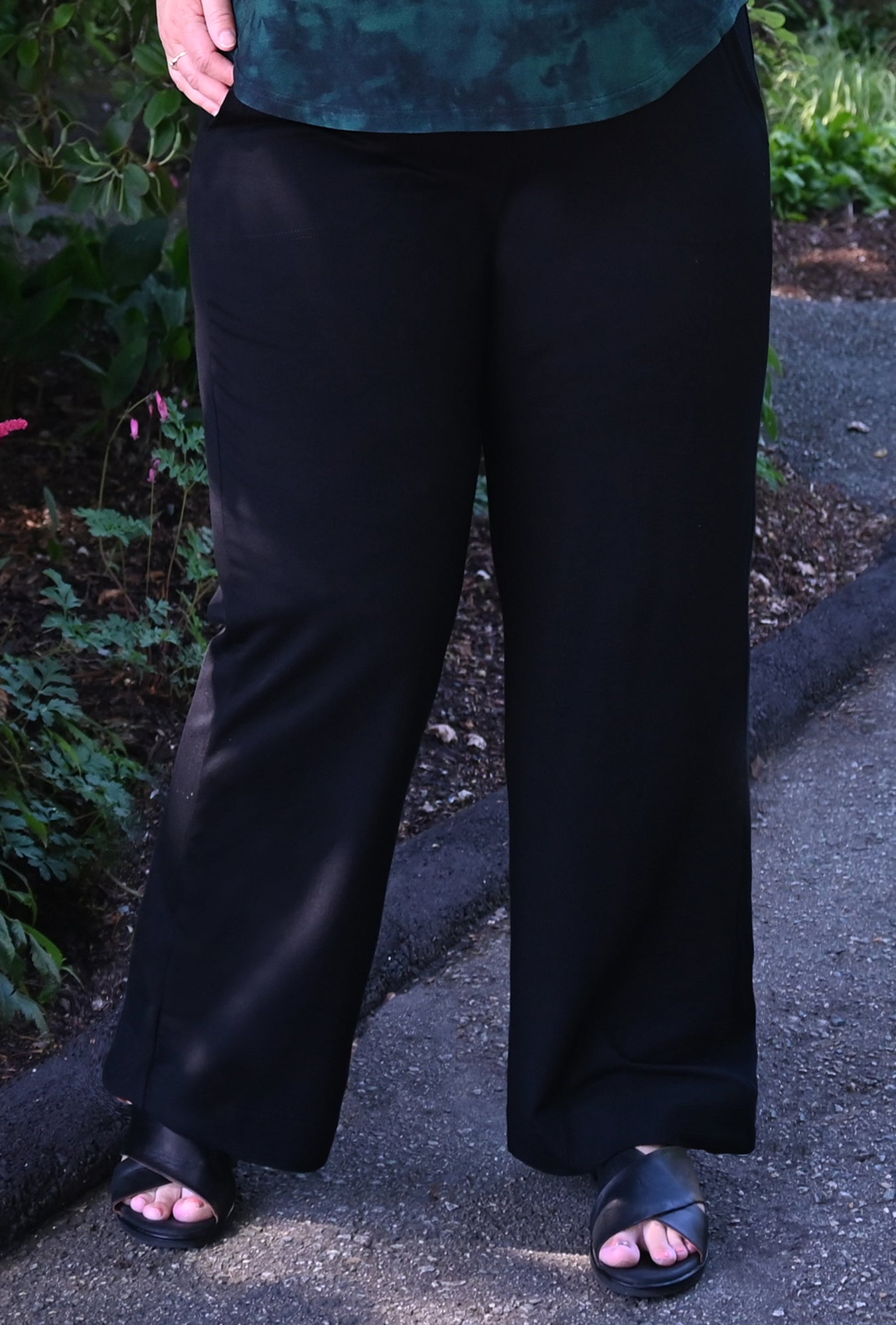 Serene Pant 2.0- Black Bamboo