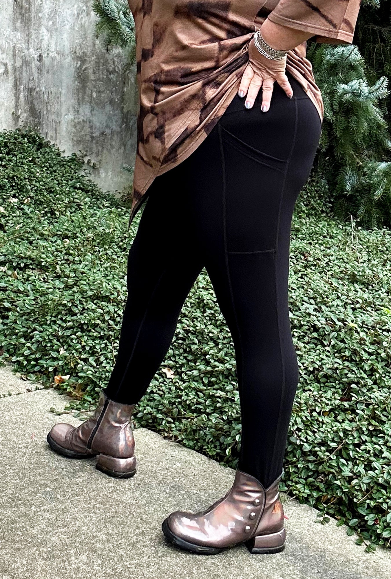 Pocket Legging - Black Bamboo