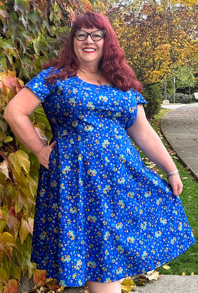 Yvonne  - Hypdotic - Abstract Dot Dress