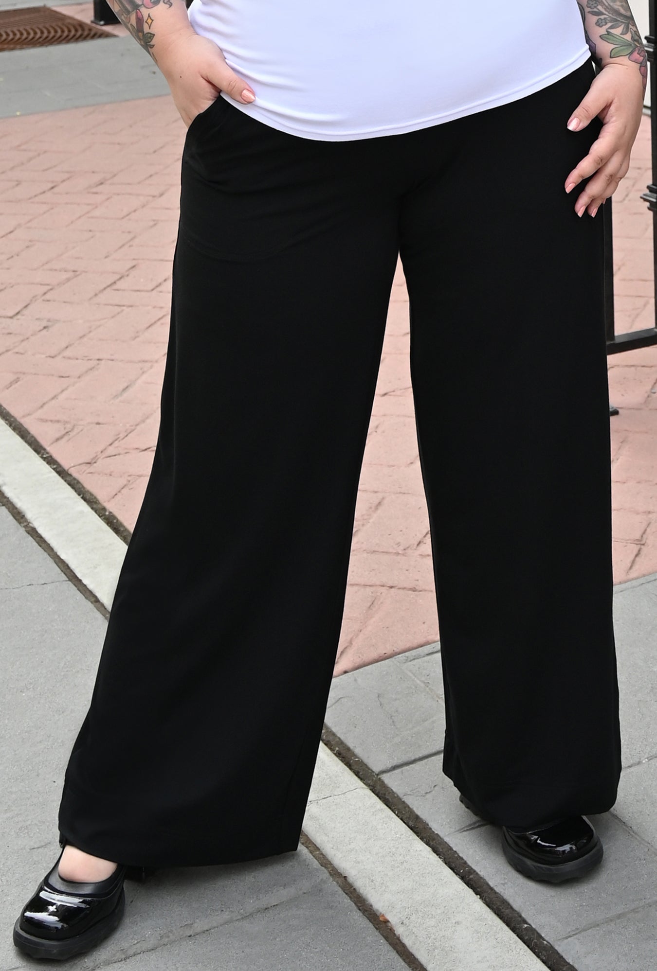 Petite Serene Pant 2.0- Black Bamboo