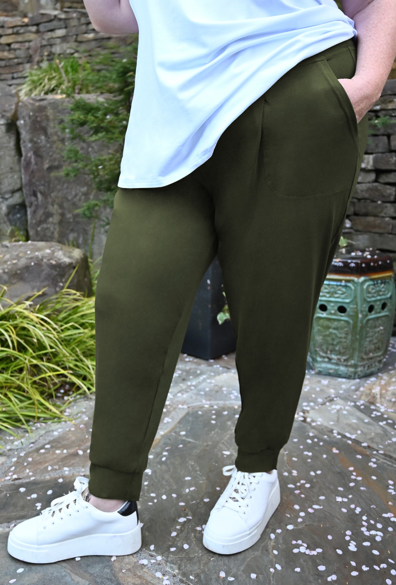 Jazzy Jogger - Olive Bamboo